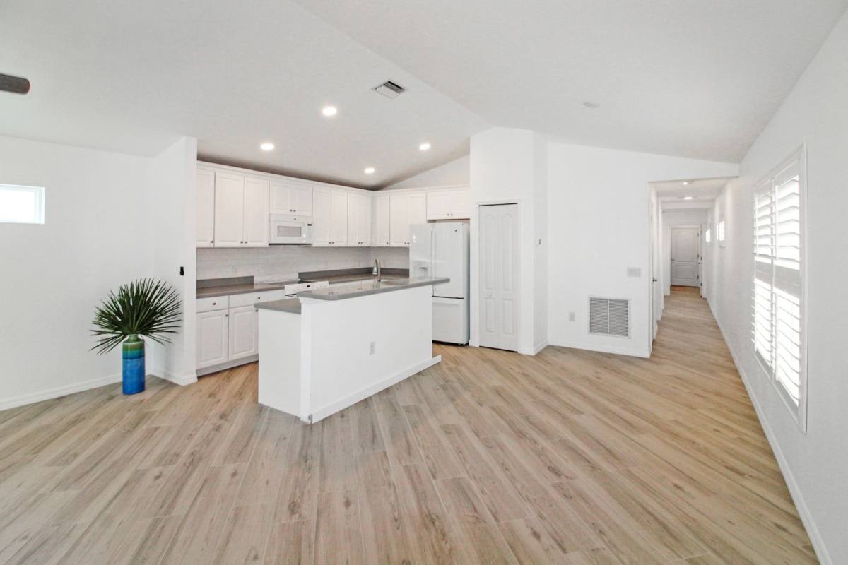 House for rent at 12670 Shimmering Oak Circle, Venice, FL 34293