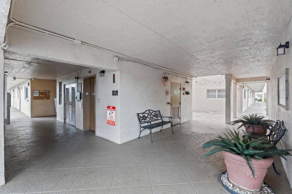 Condo for rent at 300 NE 26th Ave #1140, Boynton Beach, FL 33435