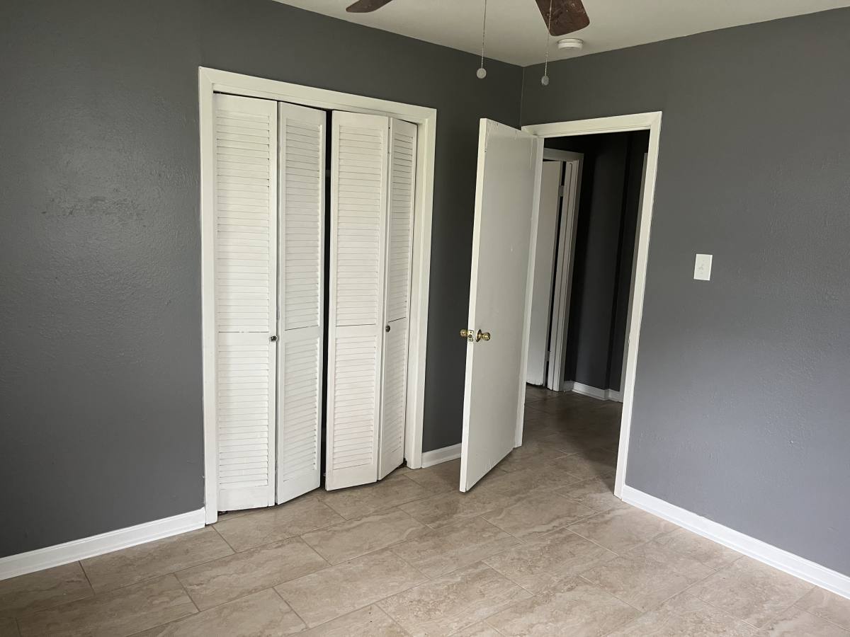 Townhouse for rent at 1018 Leboeuf St, New Orleans, LA 70114