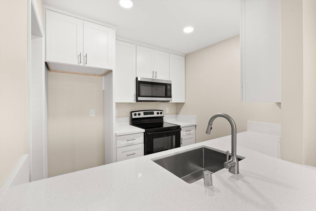 Apartment for rent at 6673 Palm Ave, Riverside, CA 92506