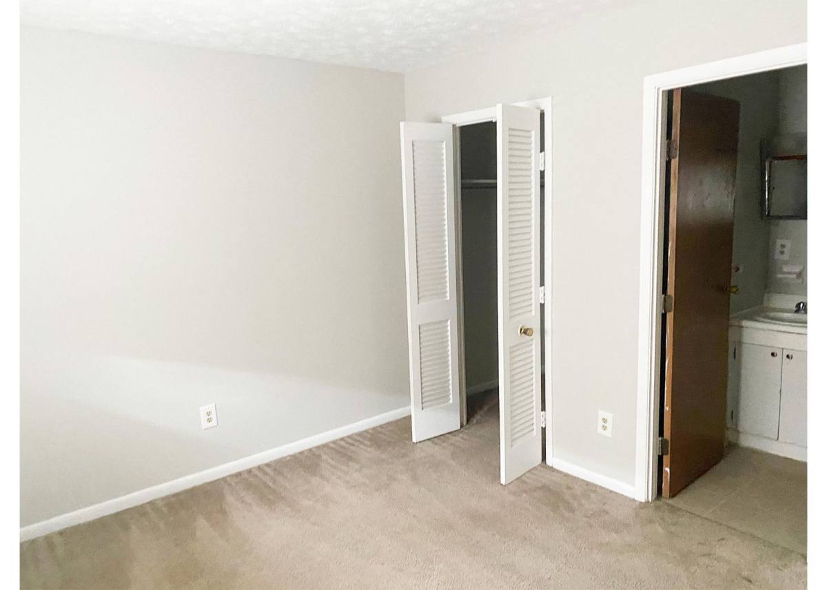 Apartment for rent at 3033 Clifton Ave, Cincinnati, OH 45220