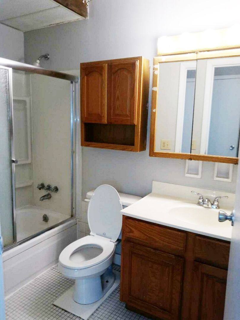 Apartment for rent at 3051 Marshall Ave, Cincinnati, OH 45220