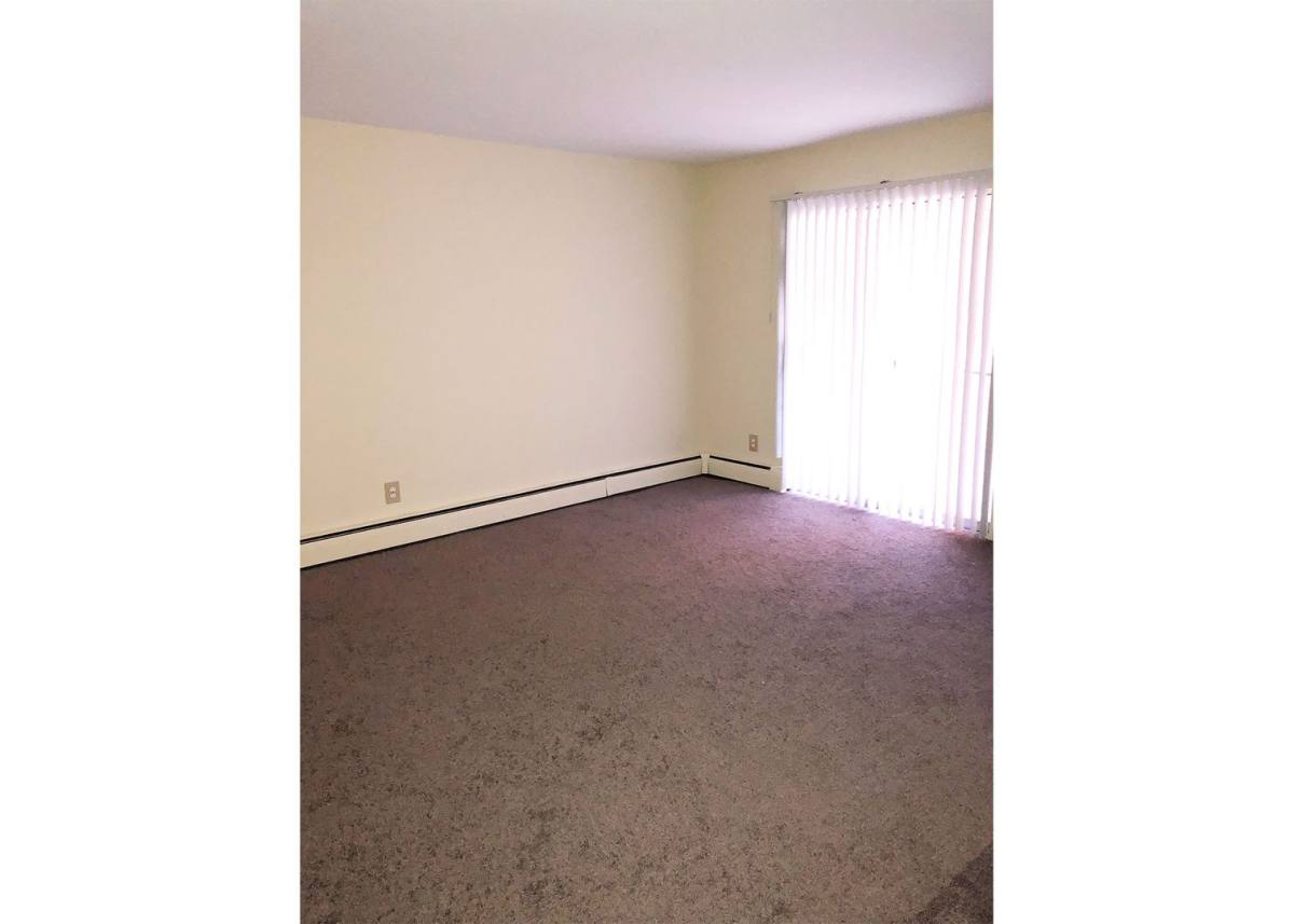 Apartment for rent at 880 Lafayette Ave, Cincinnati, OH 45220