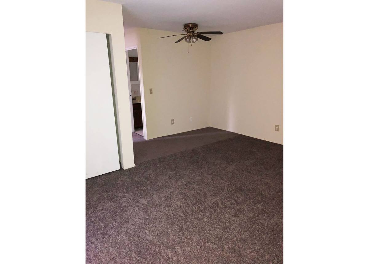 Apartment for rent at 880 Lafayette Ave, Cincinnati, OH 45220