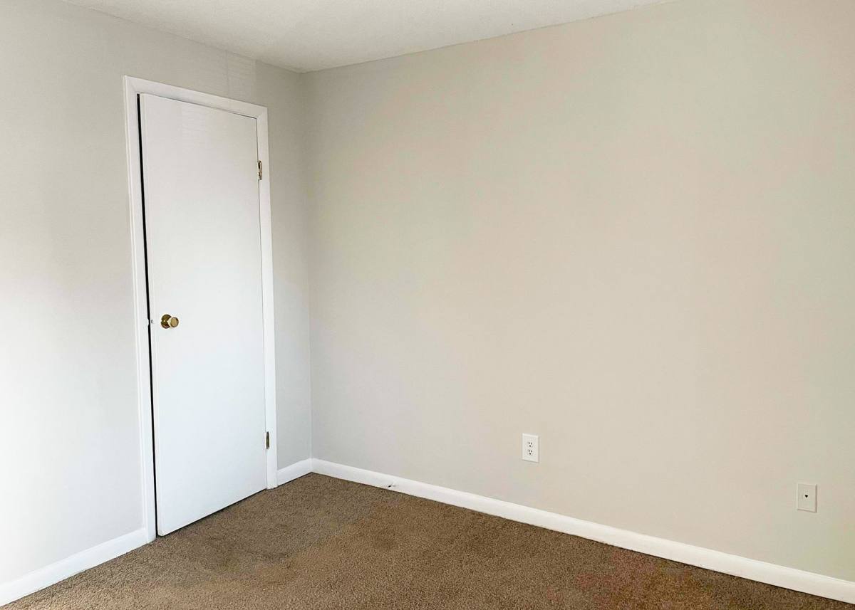 Apartment for rent at 1600 Thompson Heights, Cincinnati, OH 45223