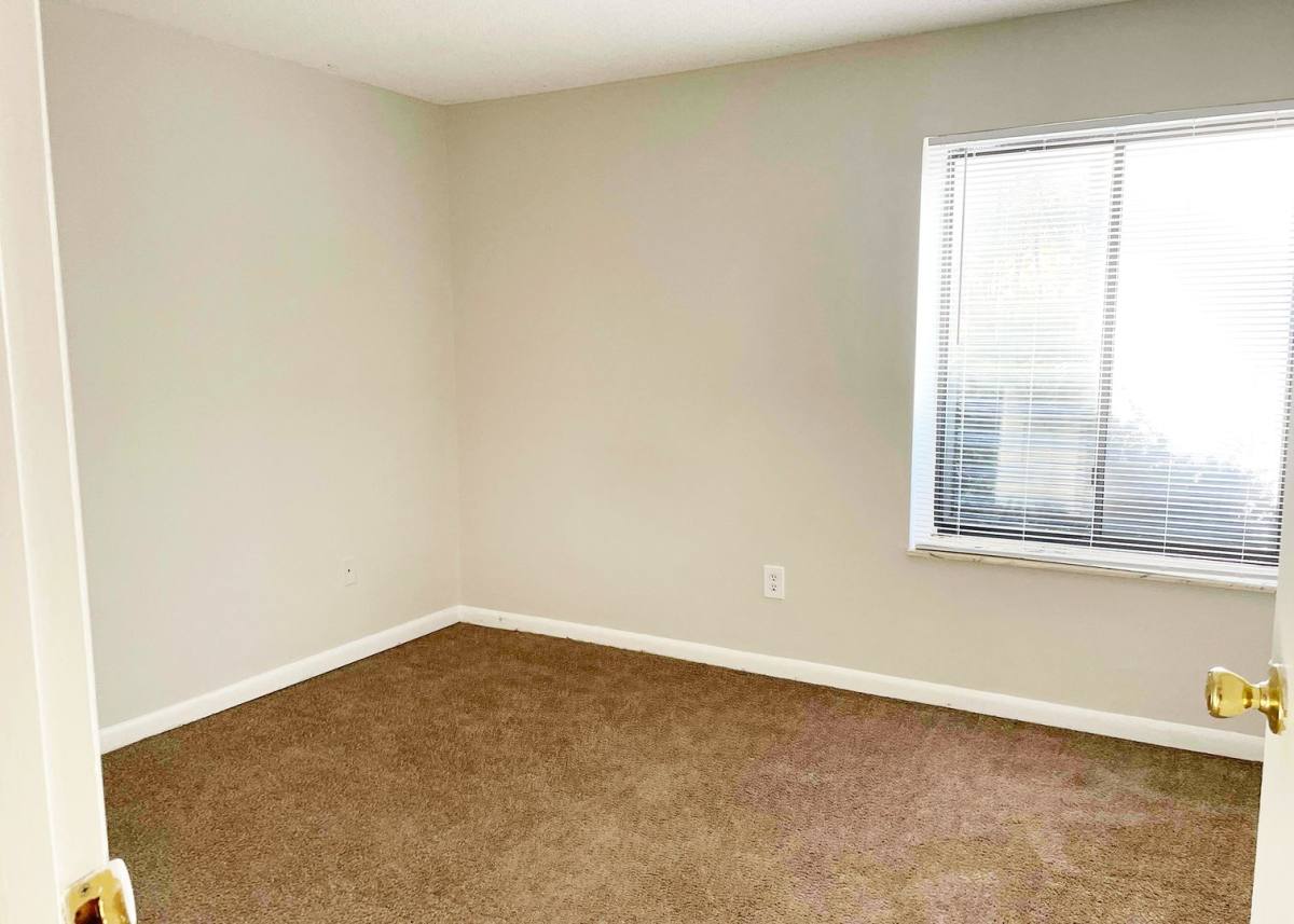 Apartment for rent at 1600 Thompson Heights, Cincinnati, OH 45223