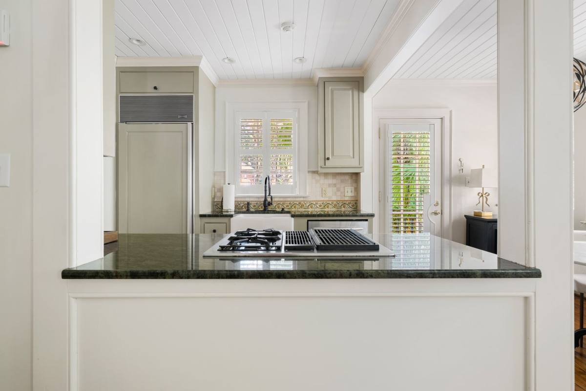 House for rent at 84 1 3 King St #B, Charleston, SC 29401