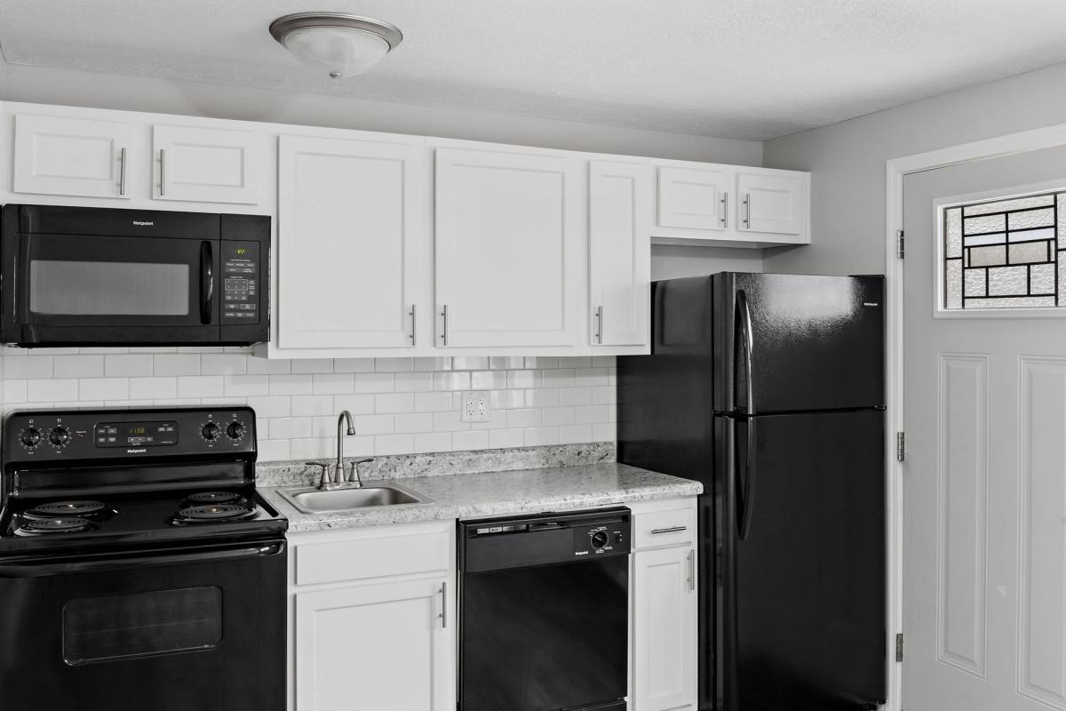 Apartment for rent at 715 S Cole Ave, Muncie, IN 47303