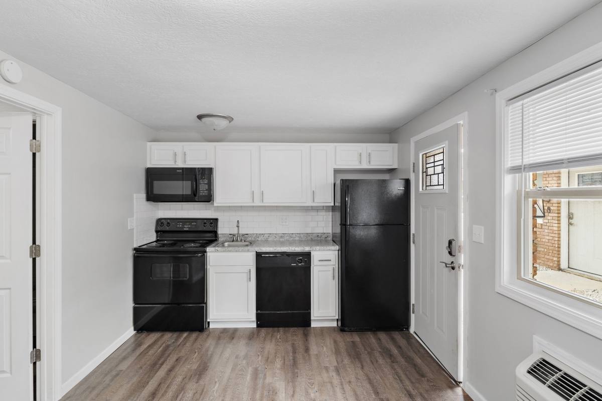 Apartment for rent at 715 S Cole Ave, Muncie, IN 47303