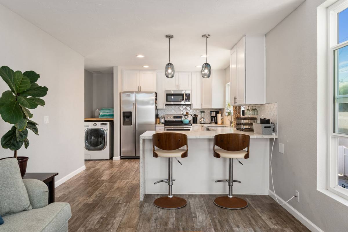 Townhouse for rent at 735 Verona Court, San Diego, CA 92109