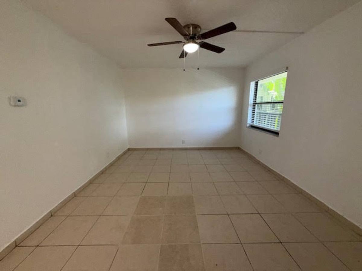 Apartment for rent at 889 Riverside Dr, Fort Lauderdale, FL 33312