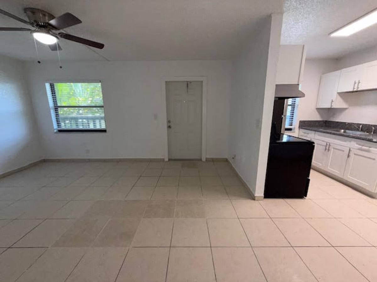 Apartment for rent at 889 Riverside Dr, Fort Lauderdale, FL 33312