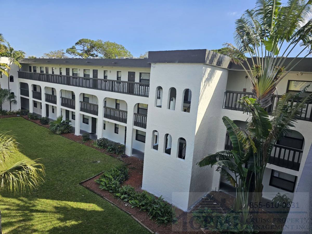 Apartment for rent at 889 Riverside Dr, Fort Lauderdale, FL 33312