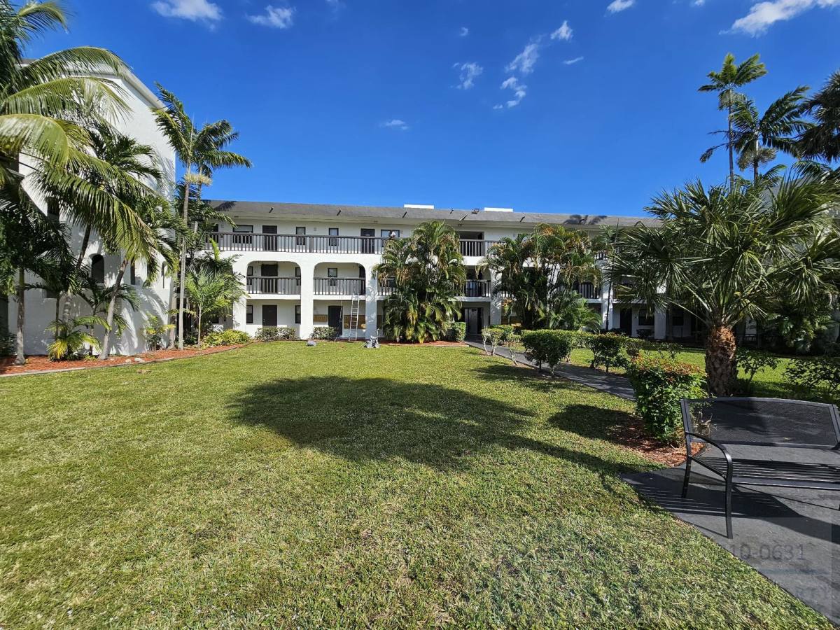 Apartment for rent at 889 Riverside Dr, Fort Lauderdale, FL 33312