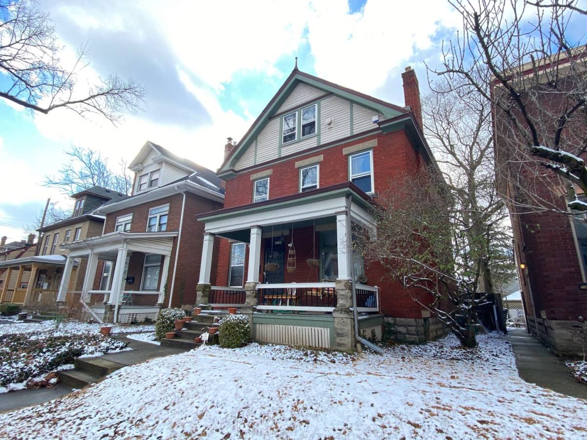Apartment for rent at 1483 Belmont Place, Columbus, OH 43201