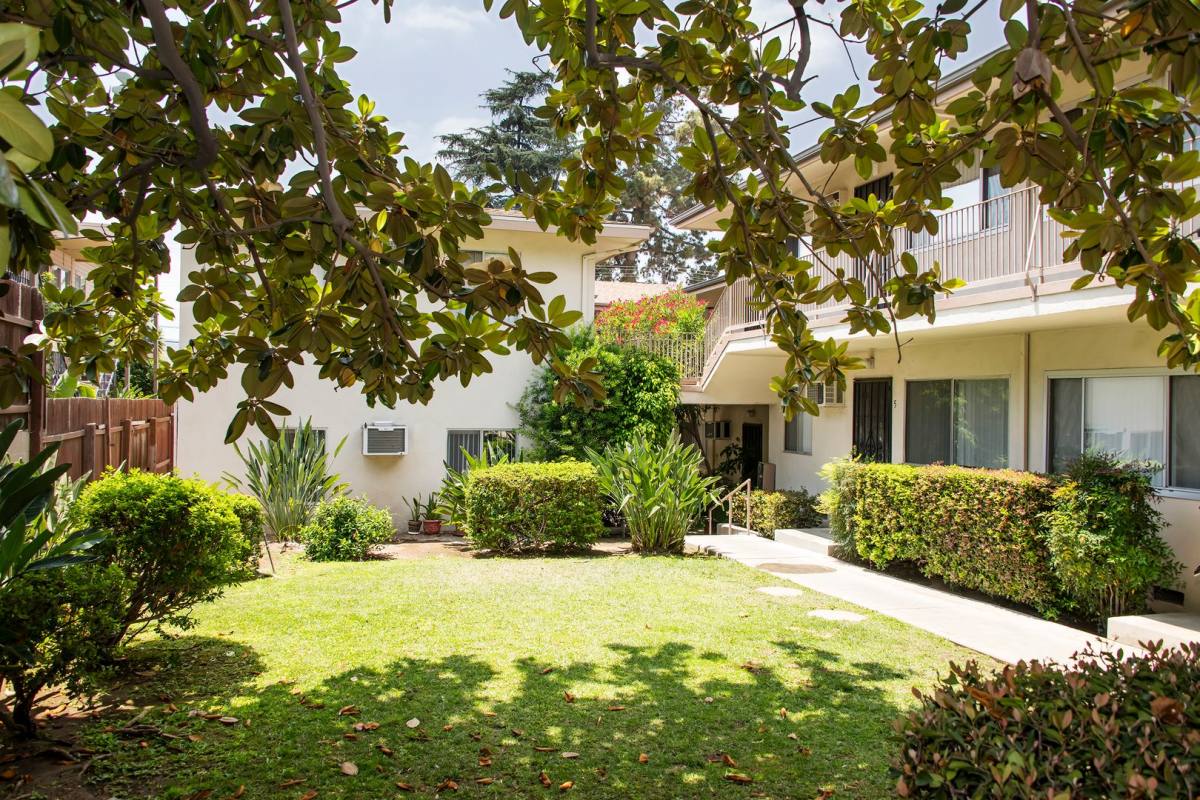 Apartment for rent at 1256 Boynton St, Glendale, CA 91205