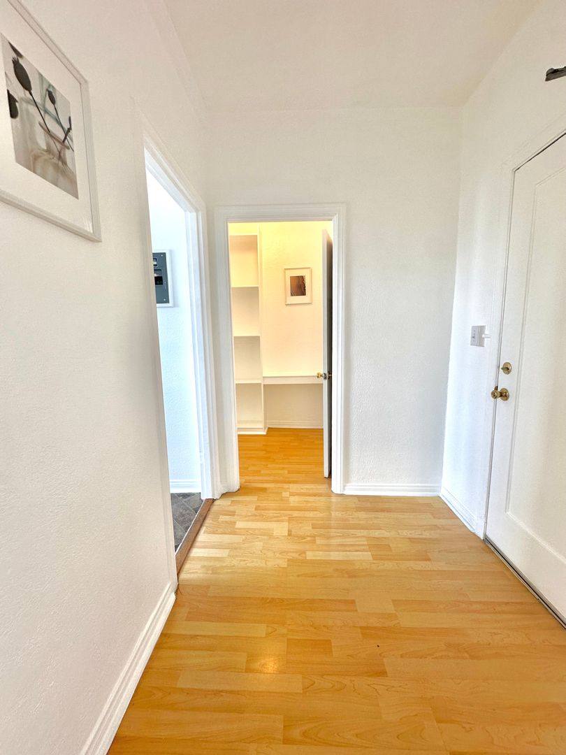 Apartment for rent at 2121 W 11th St, Los Angeles, CA 90006
