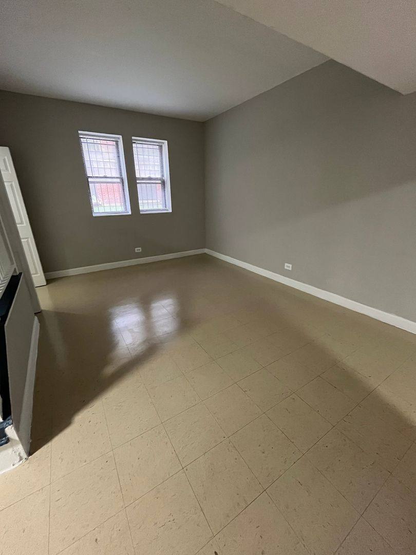 Apartment for rent at 3635 W Cermak Rd, Chicago, IL 60623