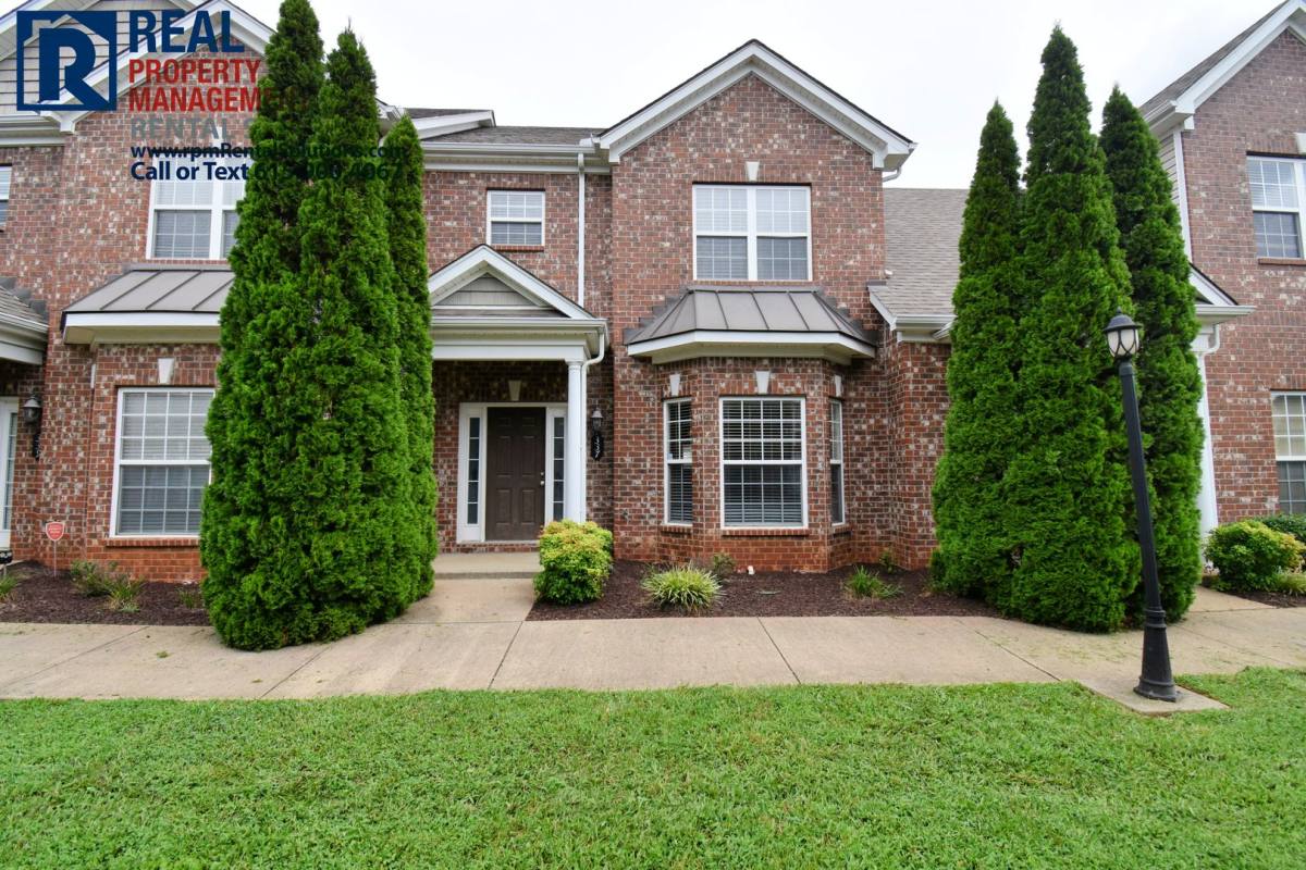 House for rent at 337 Rowlette Circle, Murfreesboro, TN 37127