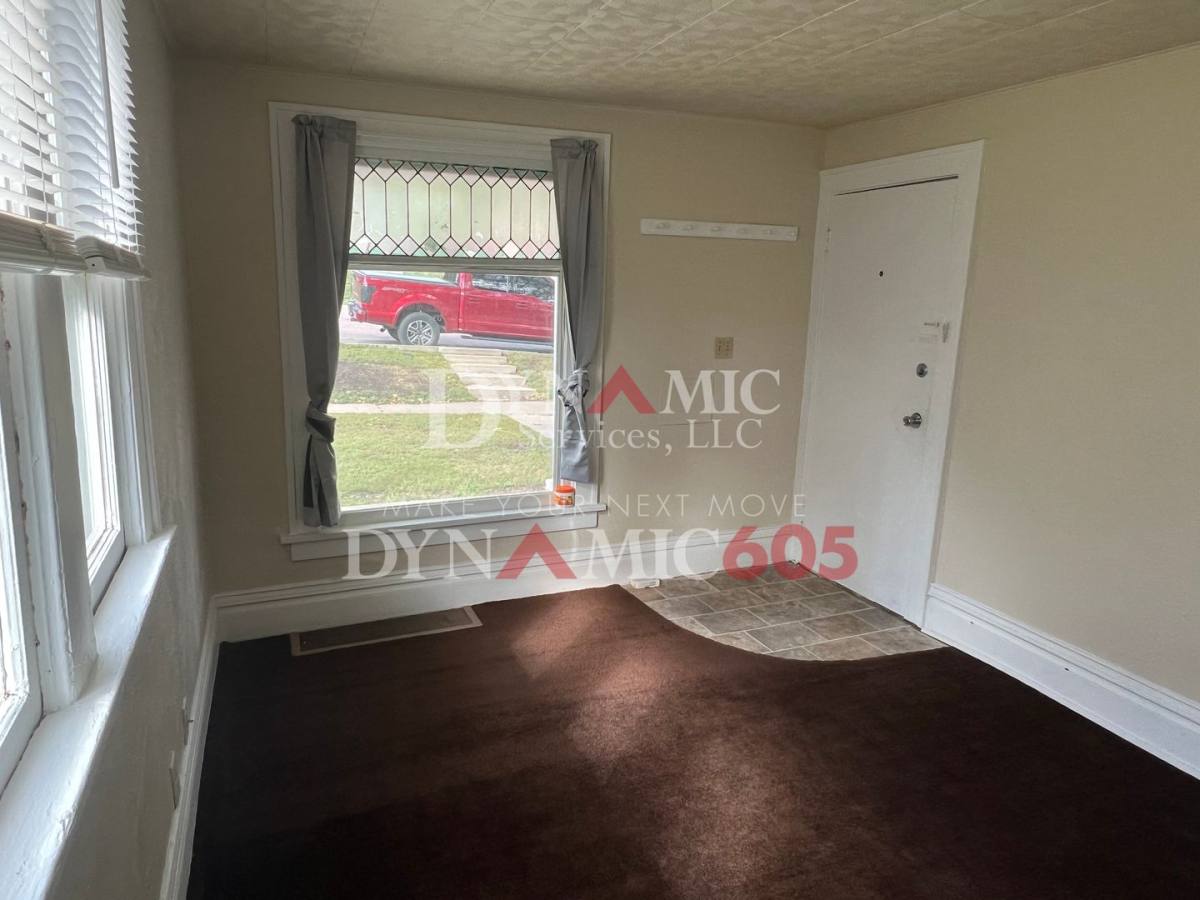 Apartment for rent at 434 N Spring Ave, Sioux Falls, SD 57104