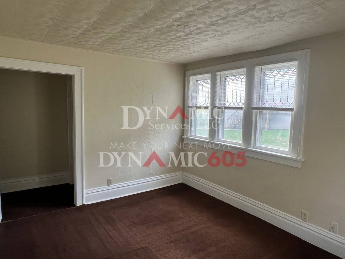 Apartment for rent at 434 N Spring Ave, Sioux Falls, SD 57104