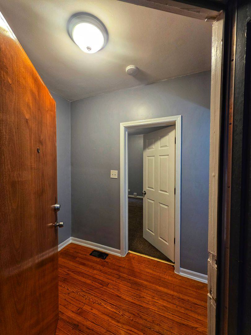Apartment for rent at 7947 S Essex Ave, Chicago, IL 60617