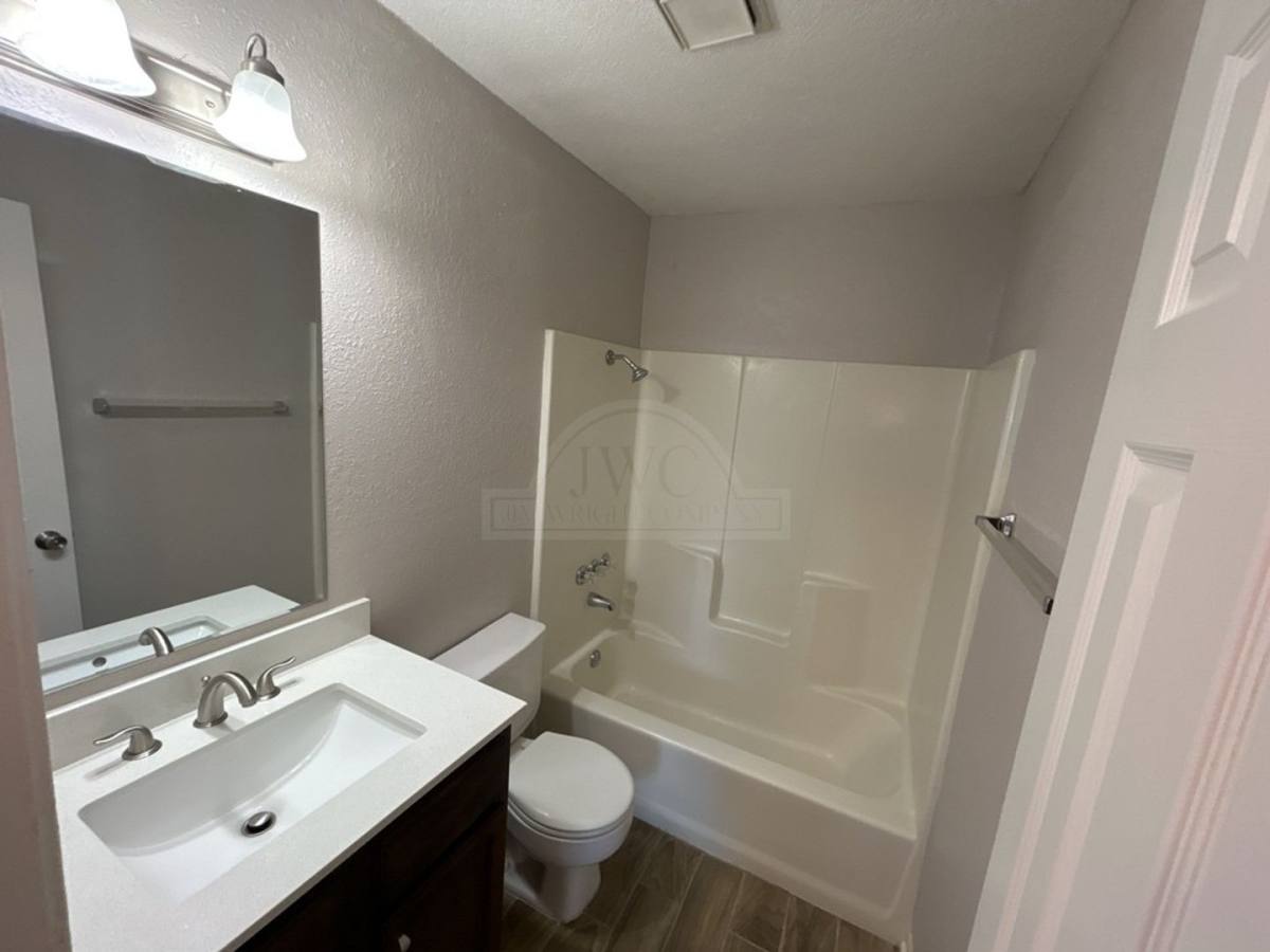 Apartment for rent at 105 W Reagan Ave, Copperas Cove, TX 76522