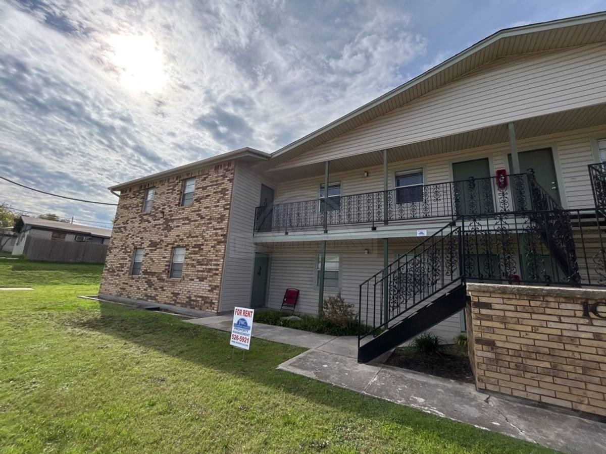 Apartment for rent at 105 W Reagan Ave, Copperas Cove, TX 76522