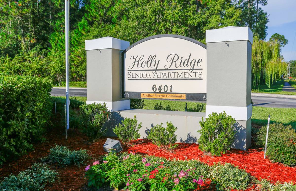 Apartment for rent at 6401 St Johns Ave, Palatka, FL 32177
