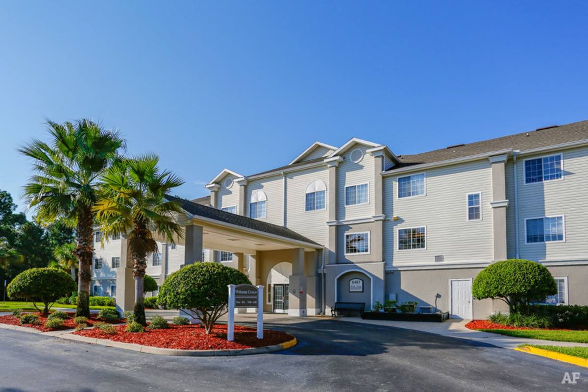 Apartment for rent at 6401 St Johns Ave, Palatka, FL 32177