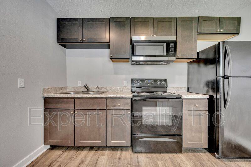 Apartment for rent at 1045B 57th St, Birmingham, AL 35208