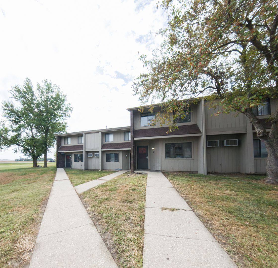 Apartment for rent at 2516 Perry Park Ave, Perry, IA 50220