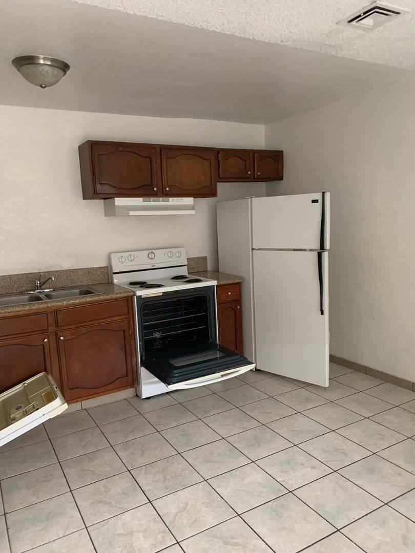 Townhouse for rent at 5148 Greene Lane, Las Vegas, NV 89119