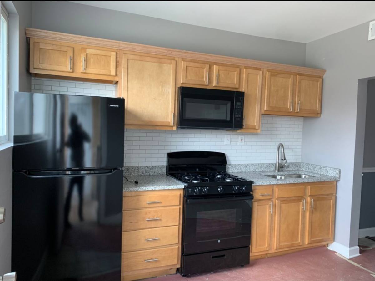 Apartment for rent at 7040 S Emerald Ave, Chicago, IL 60621