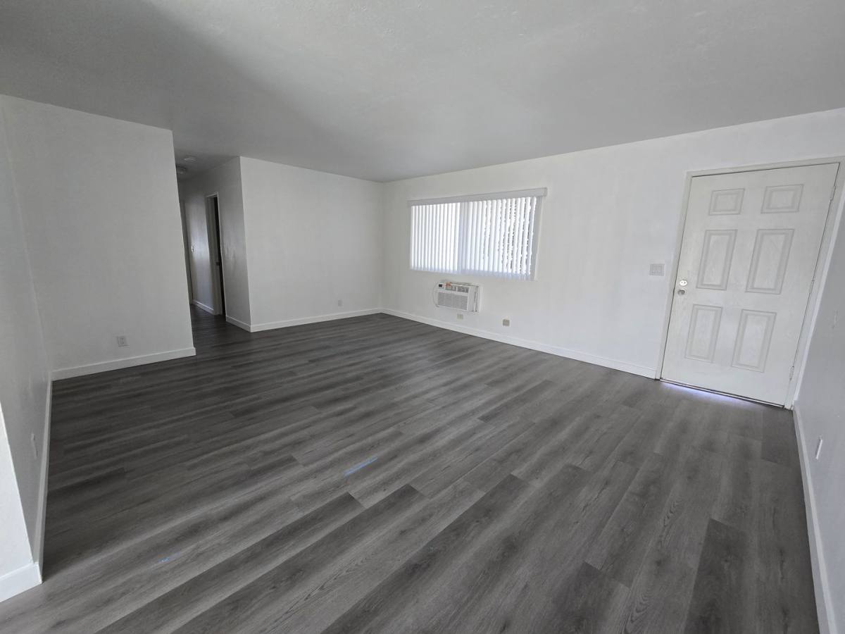 Apartment for rent at 2650 E Park Lane, Anaheim, CA 92806
