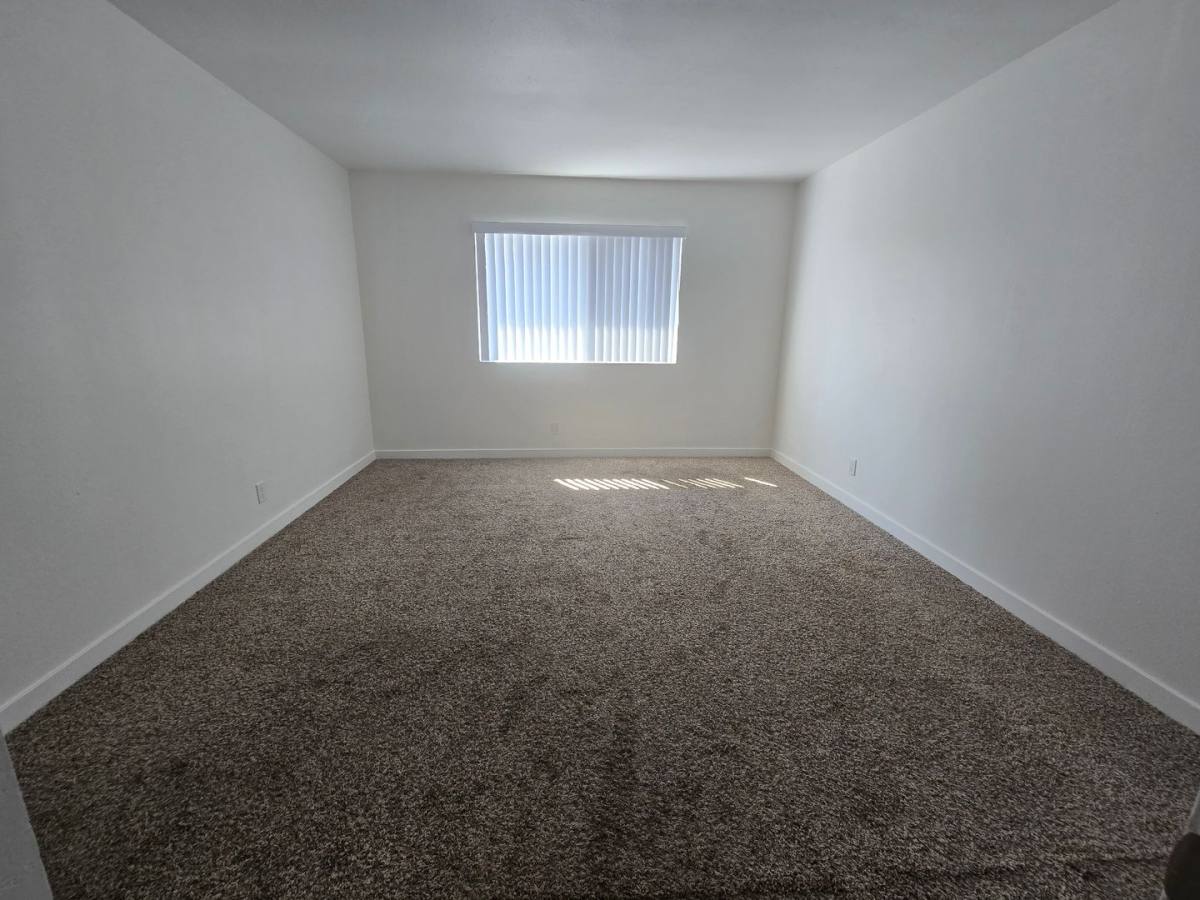 Apartment for rent at 2650 E Park Lane, Anaheim, CA 92806