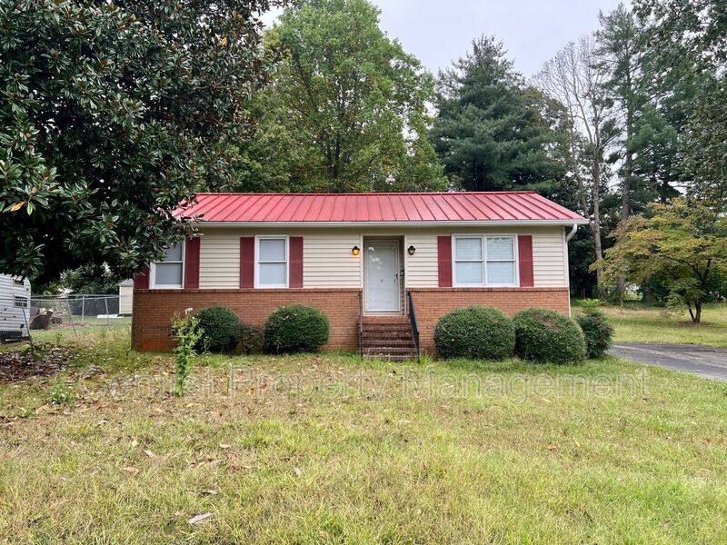 House for rent at 8 Cross St, Inman, SC 29349