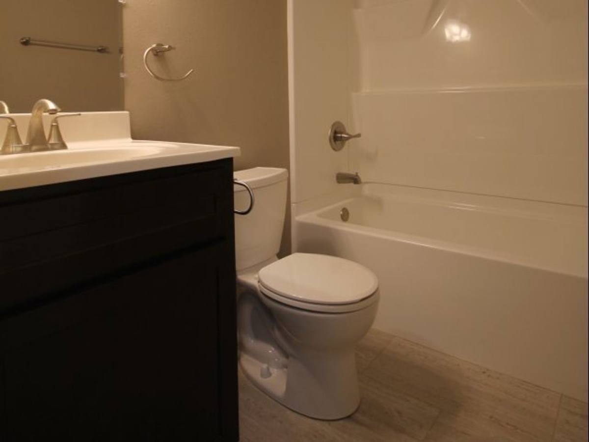 Apartment for rent at 300 S Main St, Edwardsville, IL 62025