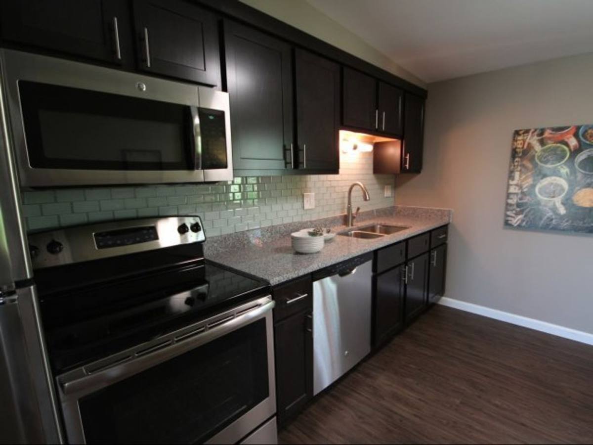Apartment for rent at 300 S Main St, Edwardsville, IL 62025