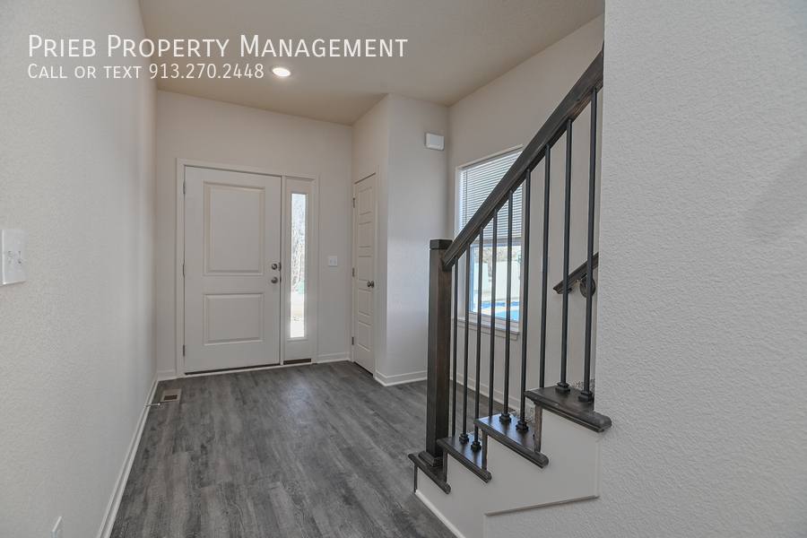 Townhouse for rent at 3253 N 103rd Place #BUILDING 31, Kansas City, KS 66109