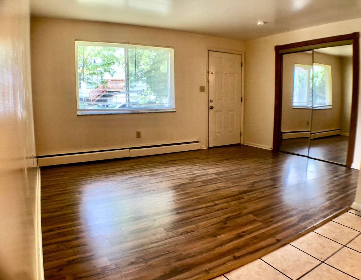 Apartment for rent at 1827 N 4th St, Columbus, OH 43201