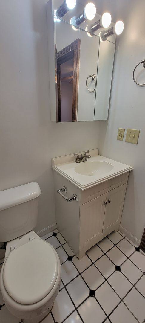 Apartment for rent at 1827 N 4th St, Columbus, OH 43201