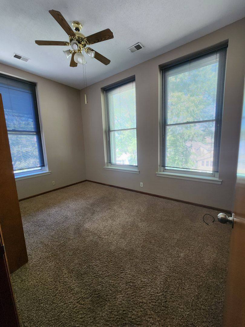 Apartment for rent at 1730 S 11th St, Omaha, NE 68108