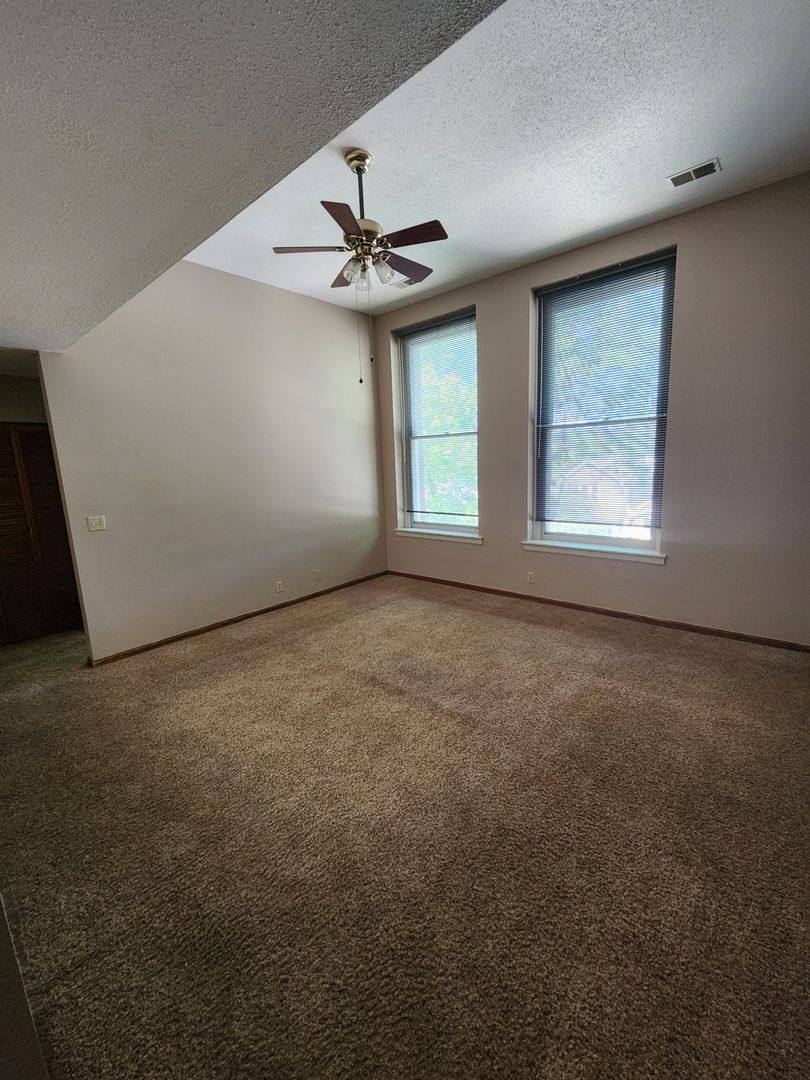 Apartment for rent at 1730 S 11th St, Omaha, NE 68108