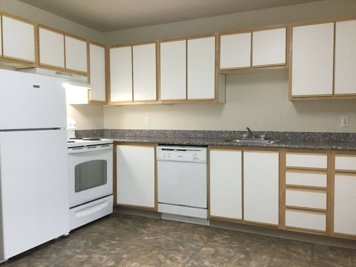 Apartment for rent at 911 SE 187th Ave, Portland, OR 97233