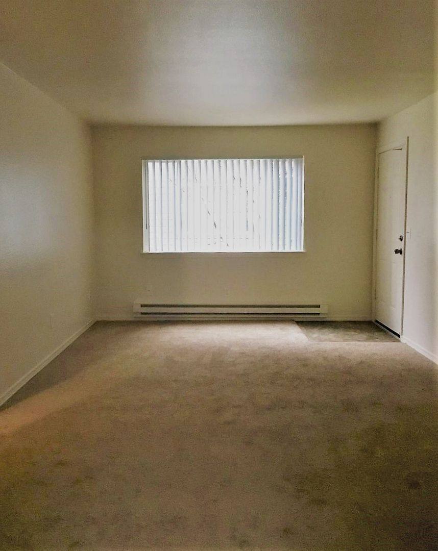 Apartment for rent at 911 SE 187th Ave, Portland, OR 97233