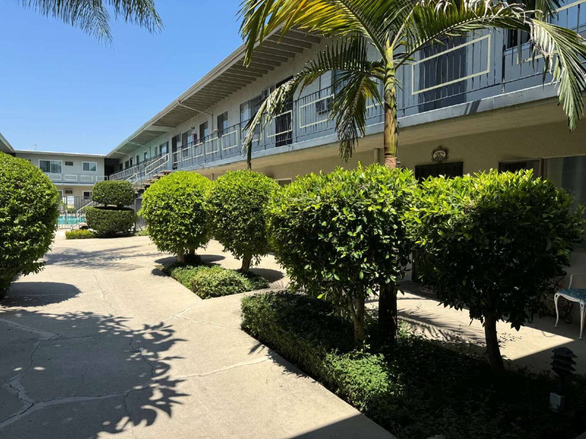Apartment for rent at 7745 Laurel Canyon Blvd #29, North Hollywood, CA 91605