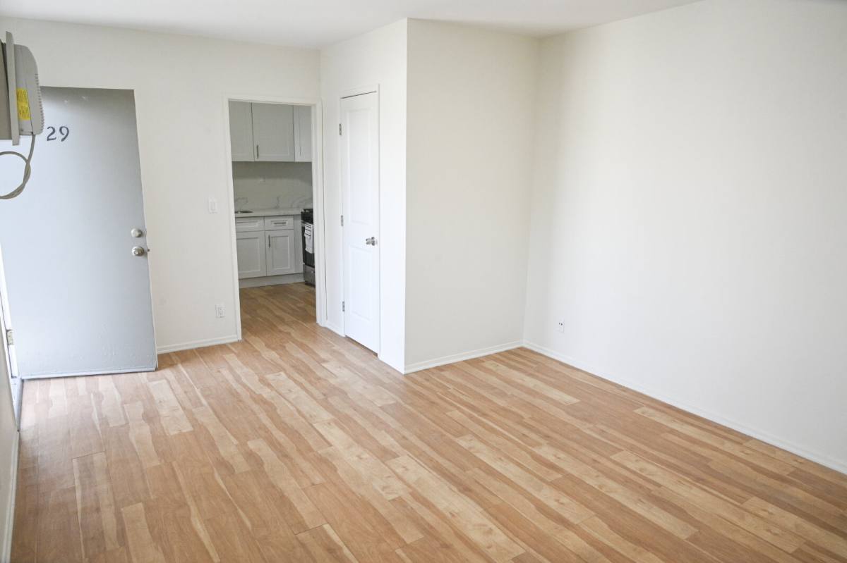 Apartment for rent at 7745 Laurel Canyon Blvd #29, North Hollywood, CA 91605