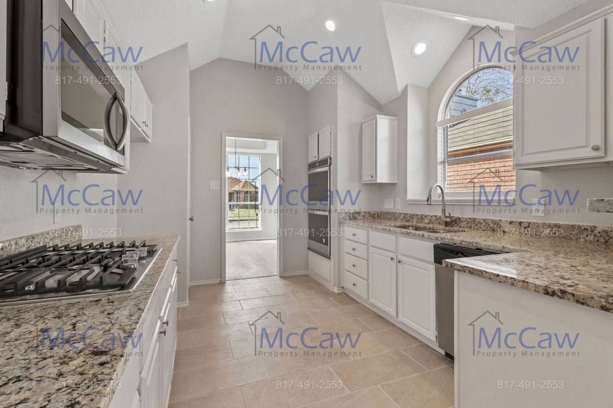 House for rent at 2314 Stillwater Dr, Mesquite, TX 75181