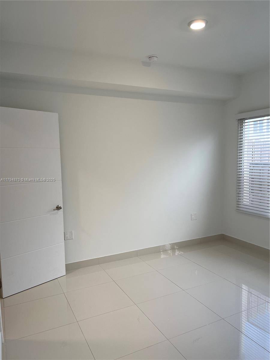 Townhouse for rent at 13944 SW 259th Way, Homestead, FL 33032